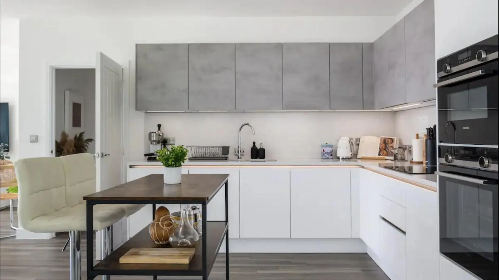 Scandi Style Flat In London With Private Terrace 0*,