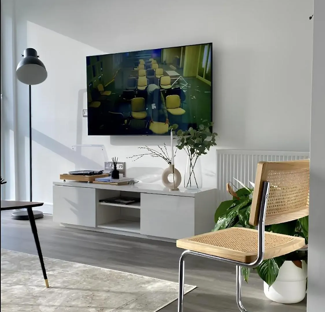 Scandi Style Flat In London With Private Terrace
